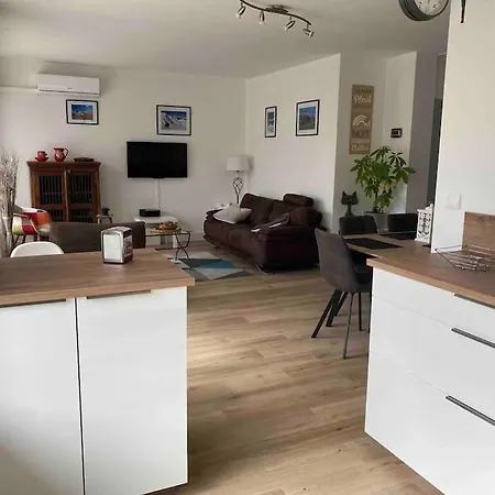 Le Chasseur Alpin Appartement Albertville Buitenkant foto